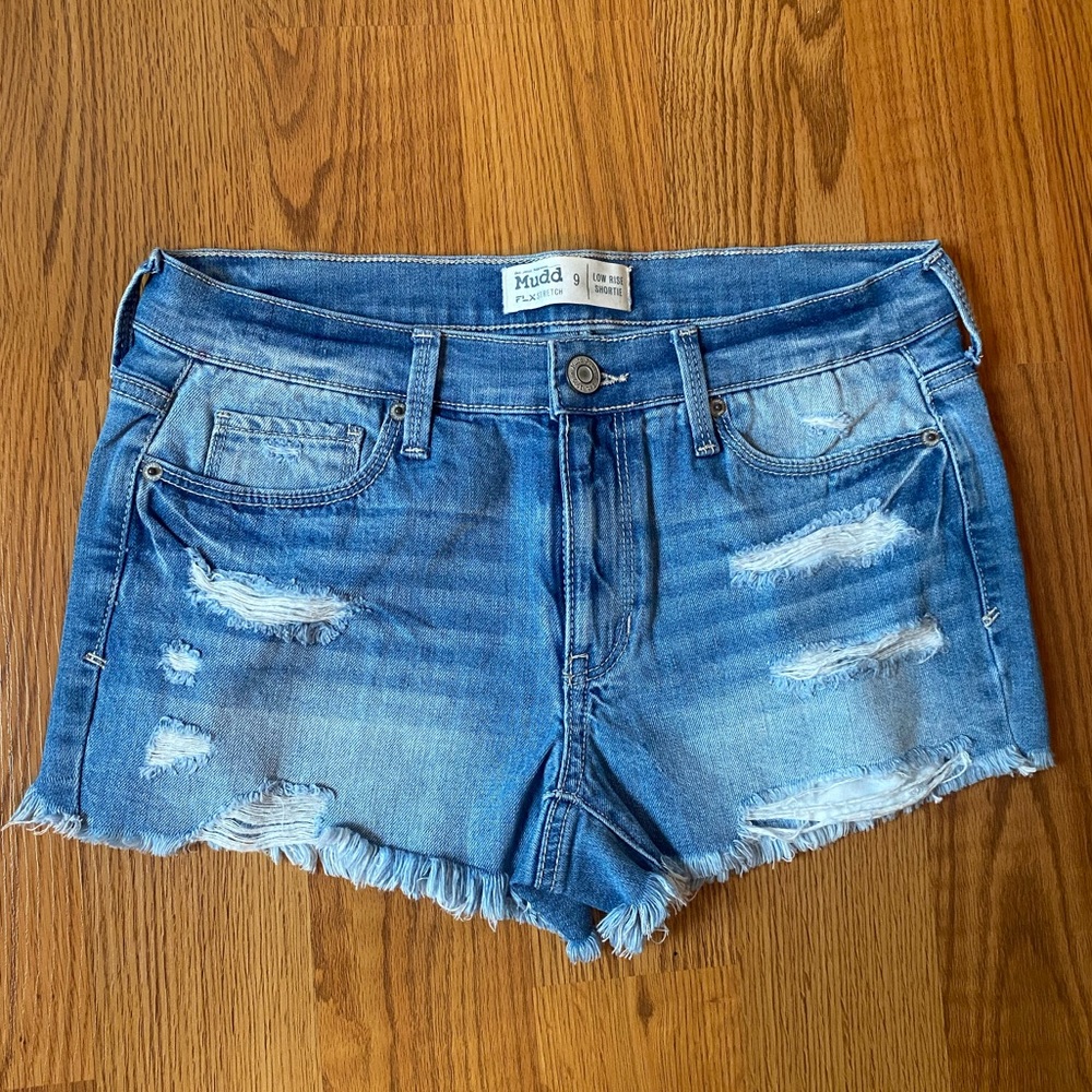 Mudd low rise shortie Women’s sz 9 blue jean deconstructed stretch cutoff shorts